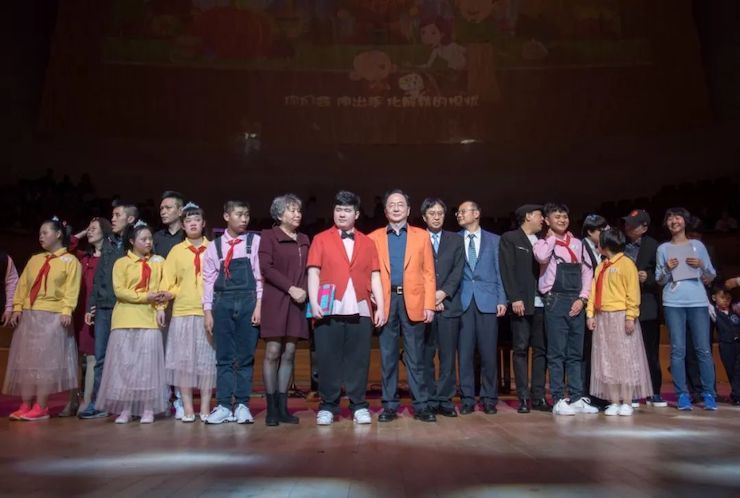 音乐双子星,点亮冬日激情!——太阳城官网未来艺术家刘明康爱心公益音乐沙龙